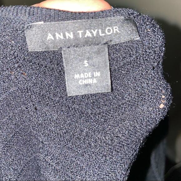 Ann Taylor Sweater dress with ruffle top, flare sleeves and flounce hem sz small - Picture 12 of 13